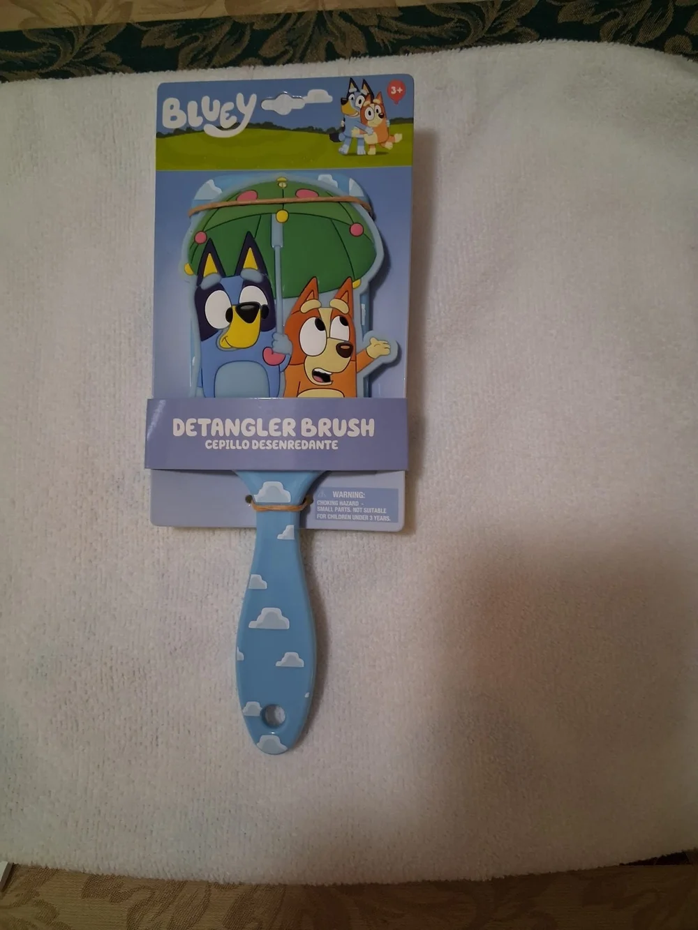 Bluey Kids Detangler Brush - Light Blue Cloud Design